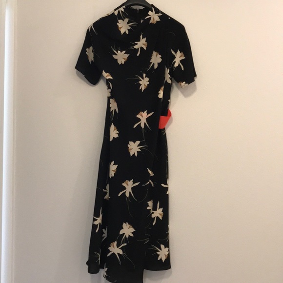 Topshop Dresses & Skirts - Topshop midi dress